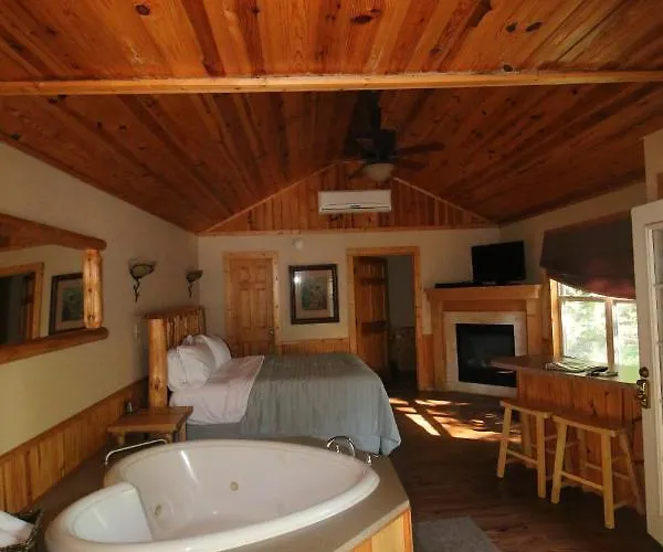 Hidden Lake Winery Inn Aviston