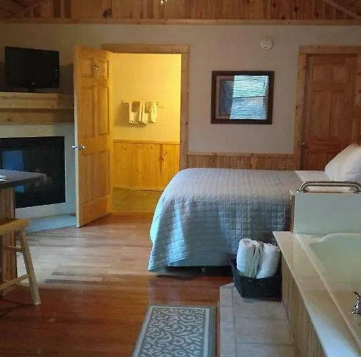Hidden Lake Winery Inn